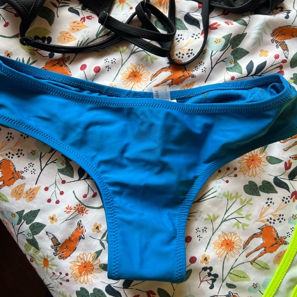 mix match swim suits - Picture 4 of 6